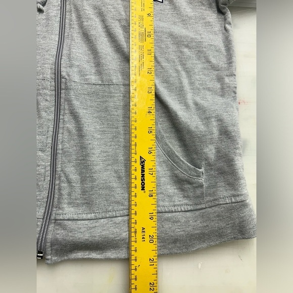 Coca Cola Brand Gray Hoodie embossed Refreshing 1886 Trademark Boys Size‎ XL - Picture 12 of 12